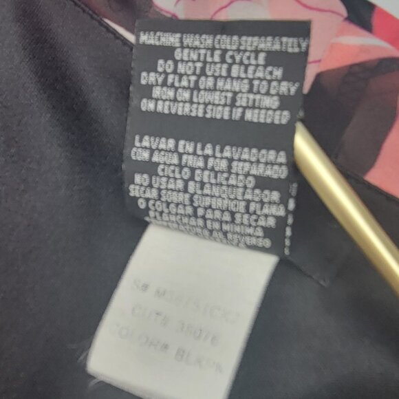 Speechless Black and Pink Floral Y2K Inspired Ruffled V-Neck Dress - Picture 11 of 11